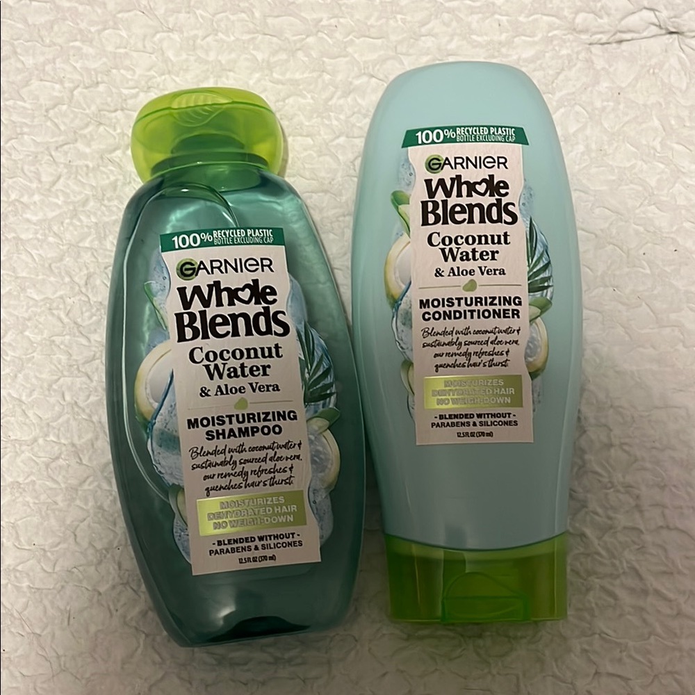 NWT Garnier Whole Blends Moisturizing Shampoo and Conditioner